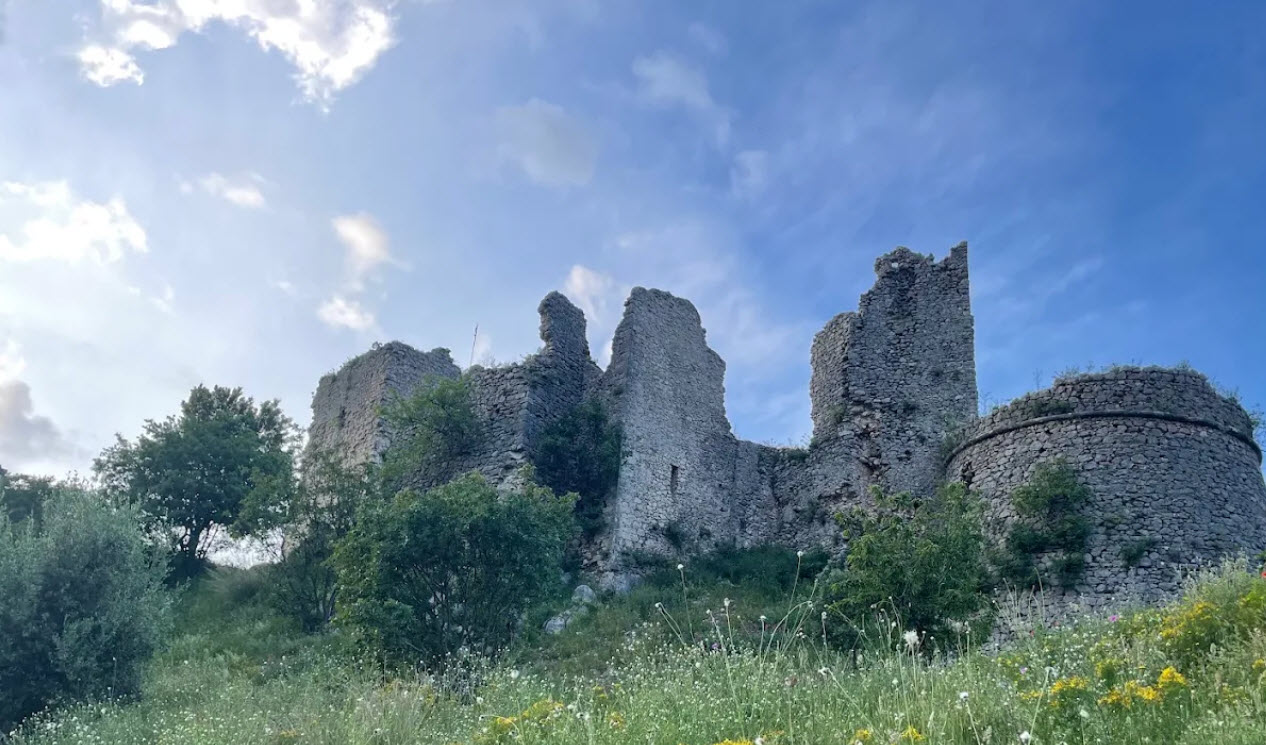 Castello di Roccaguglielma, Italy